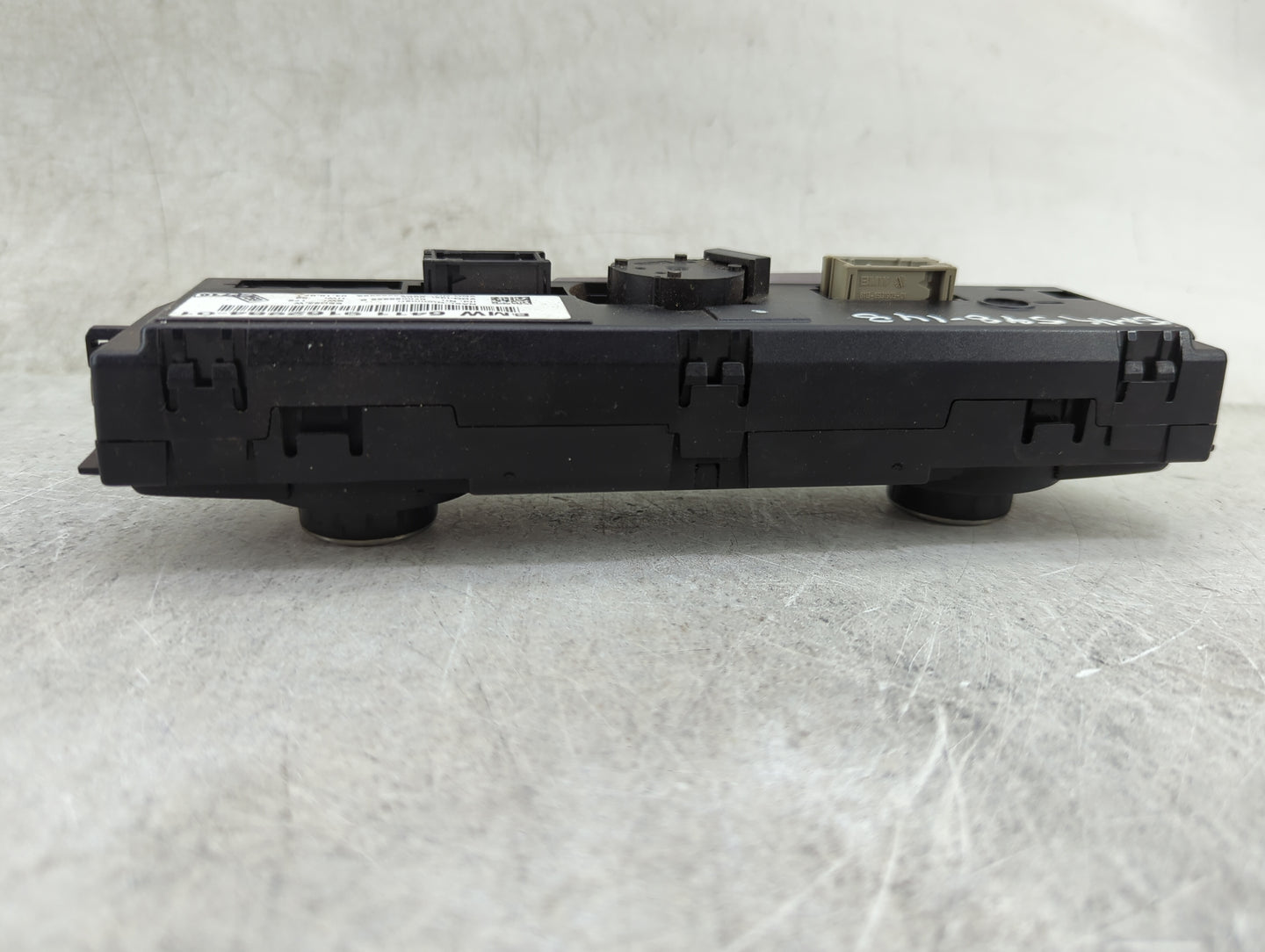 2007-2010 Bmw 328i Climate Control Module Temperature AC/Heater Replacement P/N:9162984-01 Fits Fits 2007 2008 2009 2010 OEM