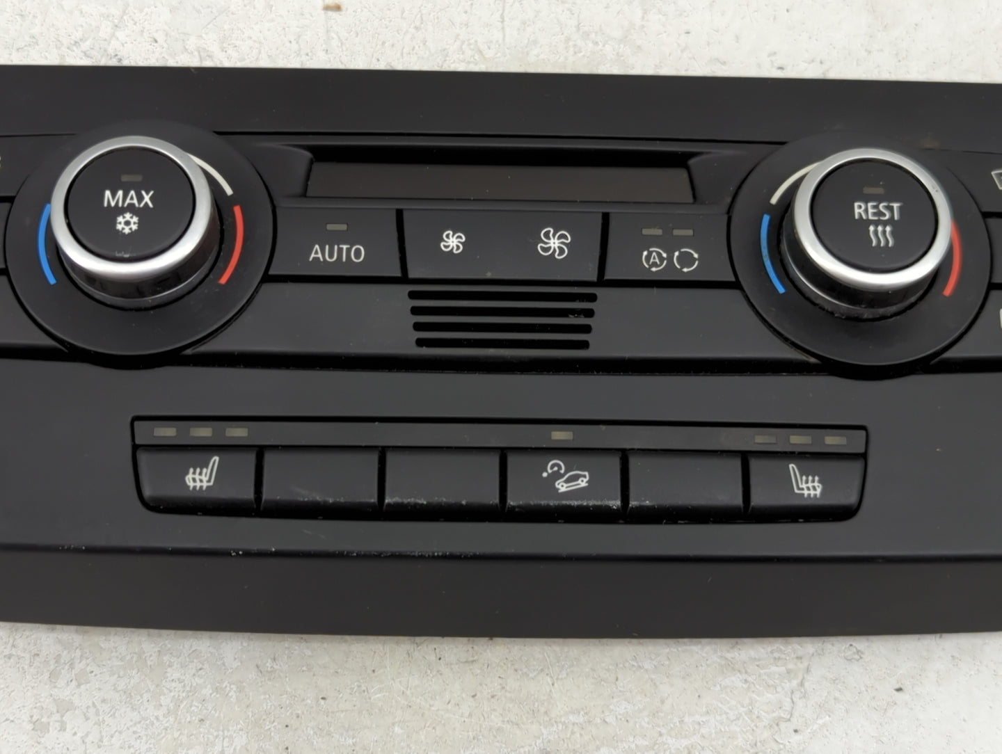 2007-2009 Bmw 328i Climate Control Module Temperature AC/Heater Replacement P/N:9162983-01 Fits Fits 2007 2008 2009 OEM Used