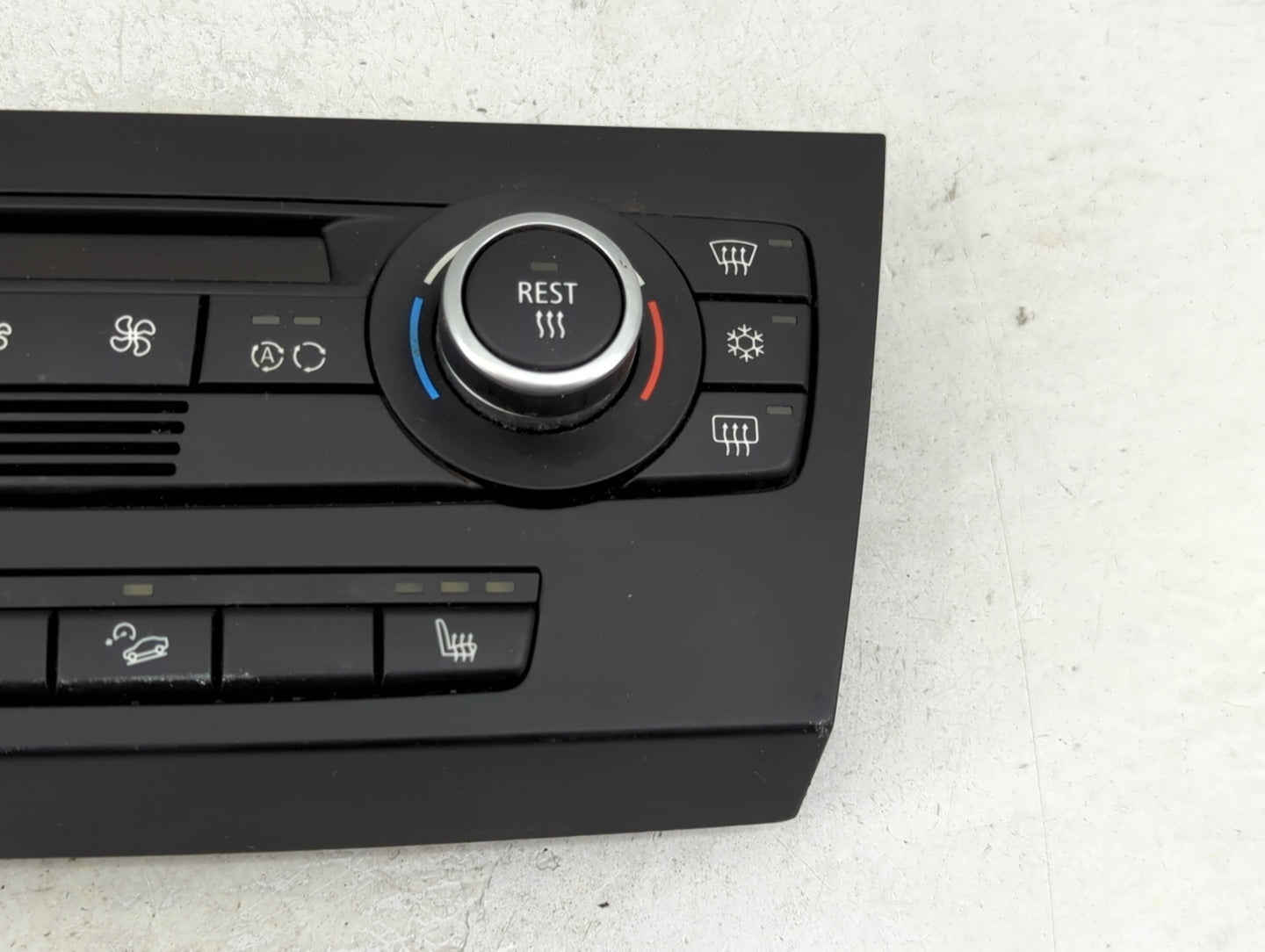 2007-2009 Bmw 328i Climate Control Module Temperature AC/Heater Replacement P/N:9162983-01 Fits Fits 2007 2008 2009 OEM Used