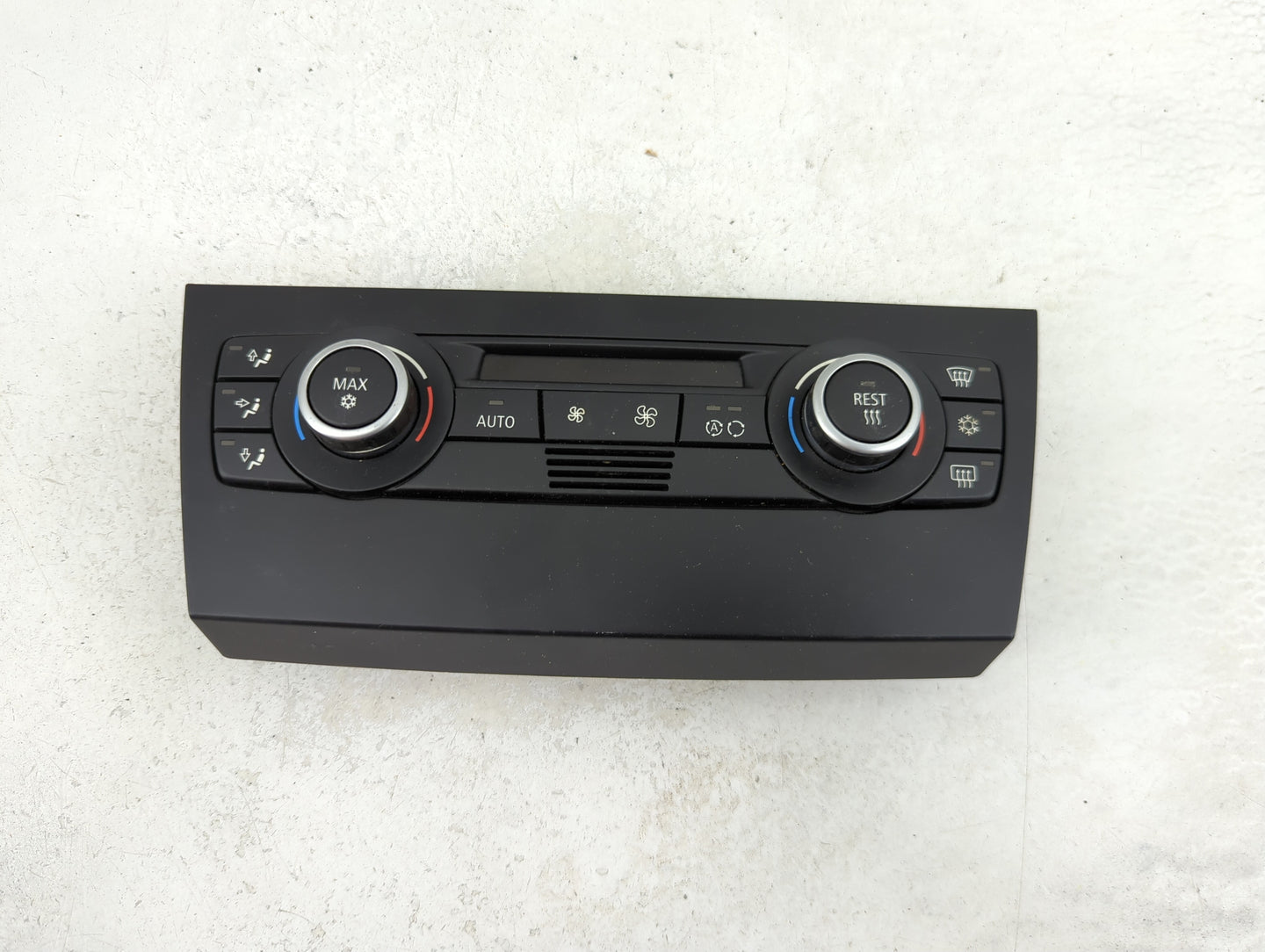 2007-2009 Bmw 328i Climate Control Module Temperature AC/Heater Replacement P/N:9162983-01 Fits Fits 2007 2008 2009 OEM Used