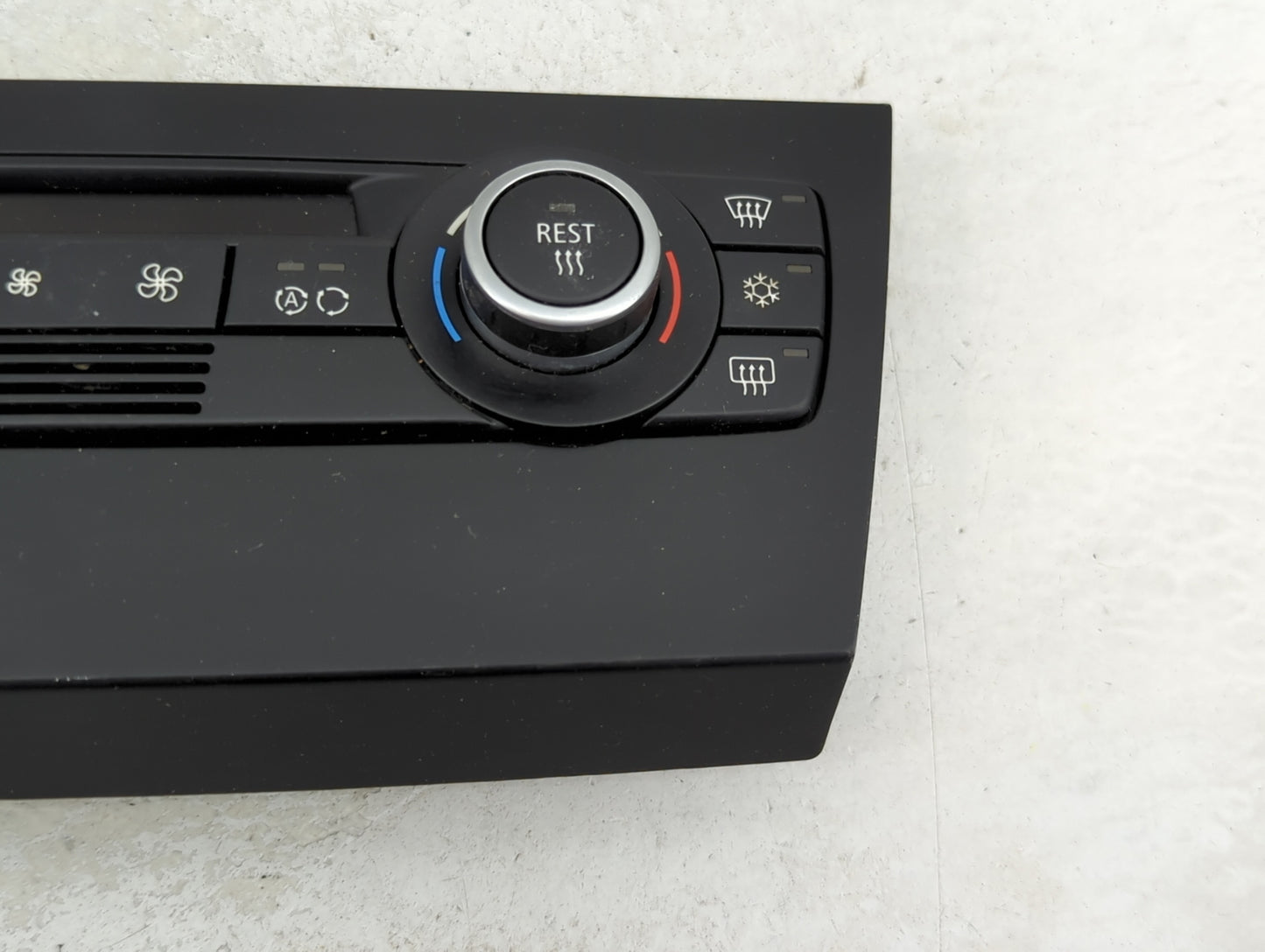 2007-2009 Bmw 328i Climate Control Module Temperature AC/Heater Replacement P/N:9162983-01 Fits Fits 2007 2008 2009 OEM Used