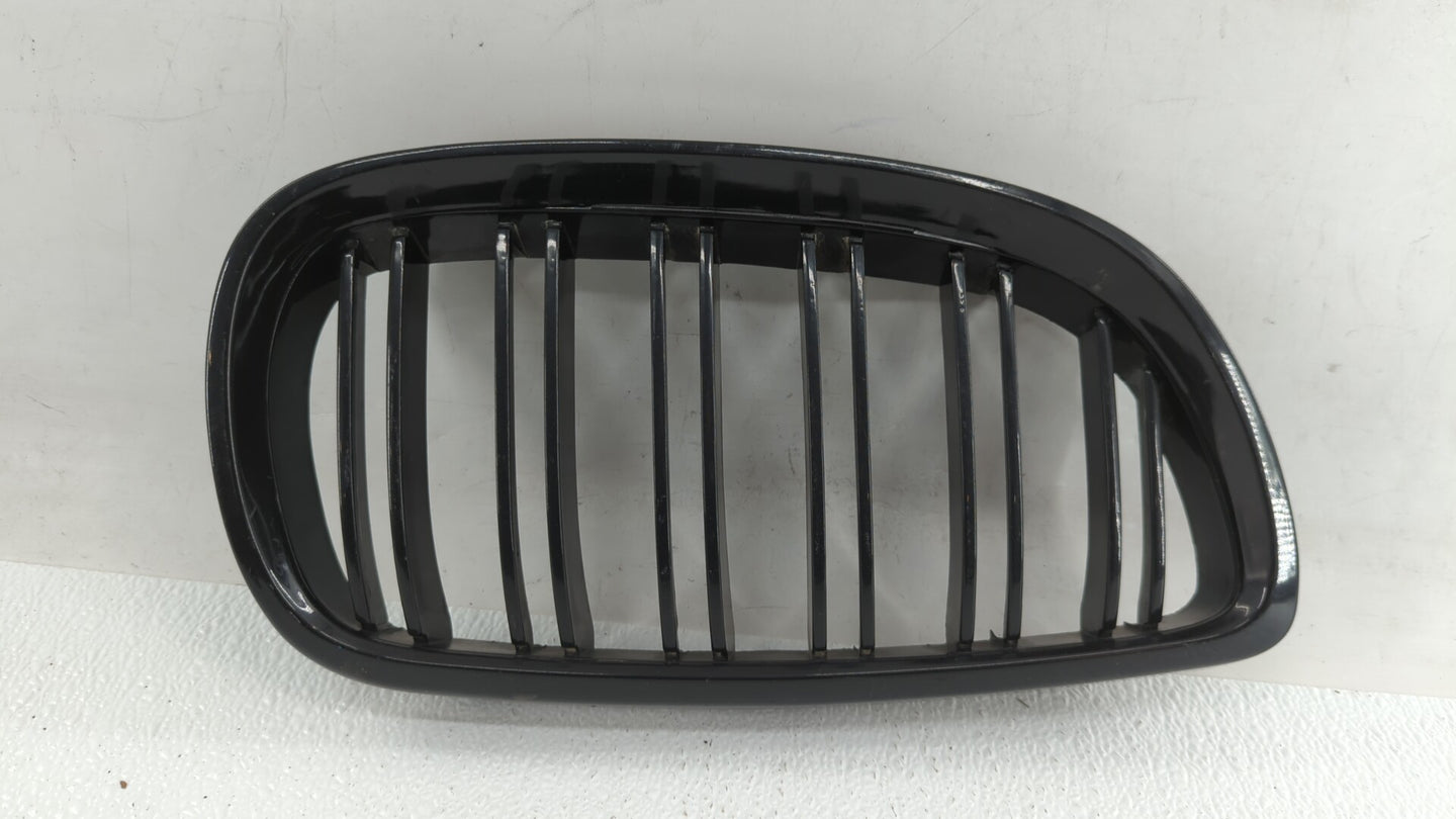2007-2010 Bmw 328i Front Grille Bumper Not Included - Oemusedautoparts1.com