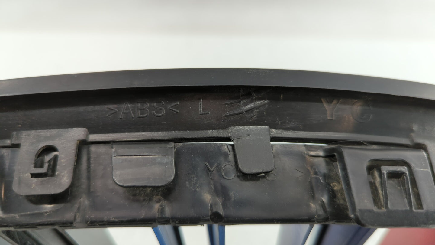 2007-2010 Bmw 328i Front Grille Bumper Not Included - Oemusedautoparts1.com