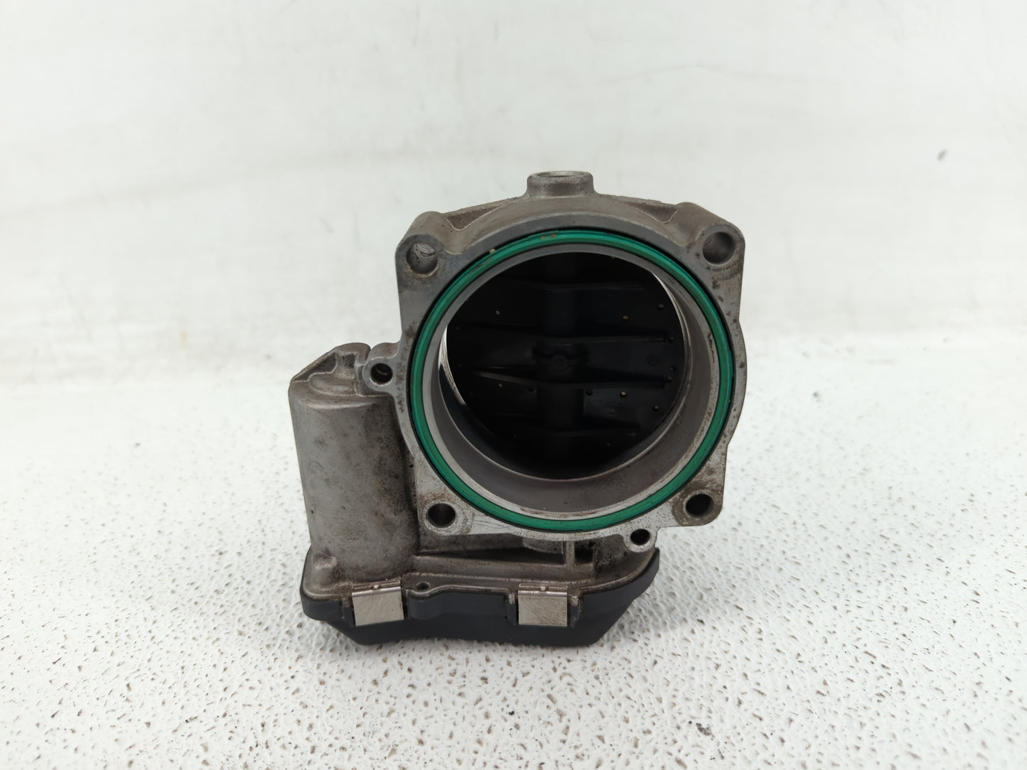2007-2013 Bmw 328i Throttle Body P/N:1354 7556118-04 1354 7556118-03 Fits Fits 2007 2008 2009 2010 2011 2012 2013 OEM Used A