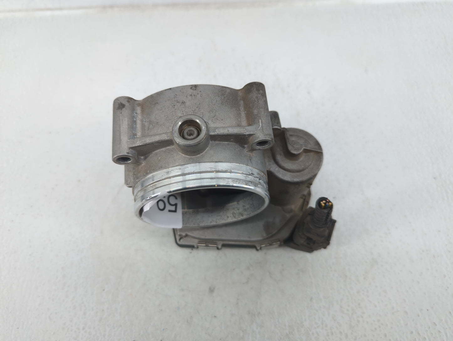 2007-2013 Bmw 328i Throttle Body P/N:7 556 118 01 Fits Fits 2007 2008 2009 2010 2011 2012 2013 OEM Used Auto Parts - Oemused