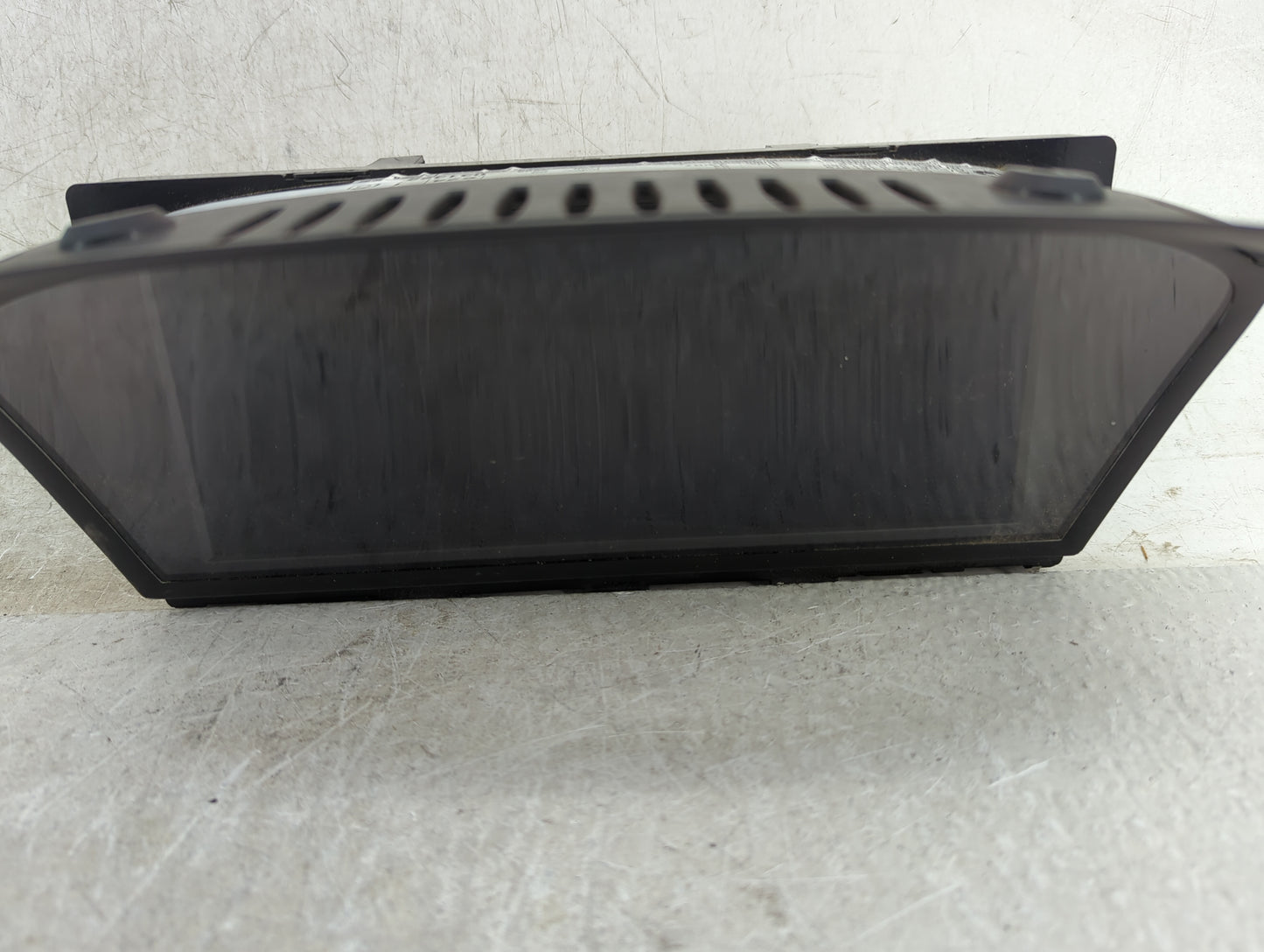 Bmw 335 Information Display Screen - Oemusedautoparts1.com