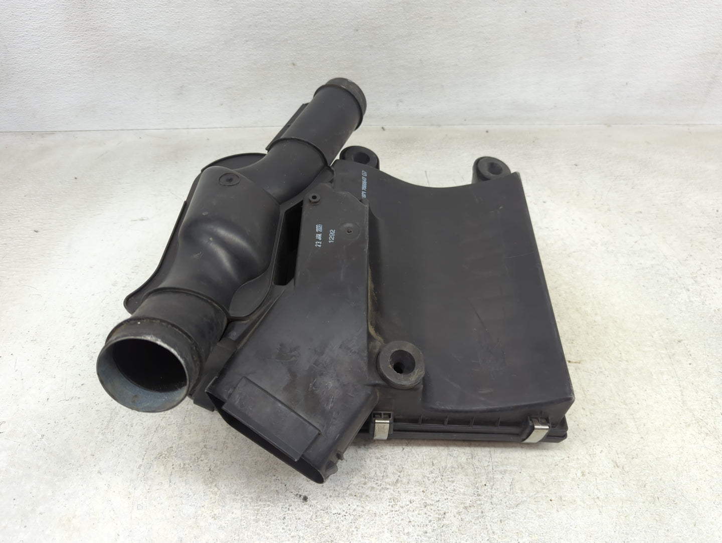 2007-2013 Bmw 335i Air Cleaner Intake-duct Hose Tube - Oemusedautoparts1.com