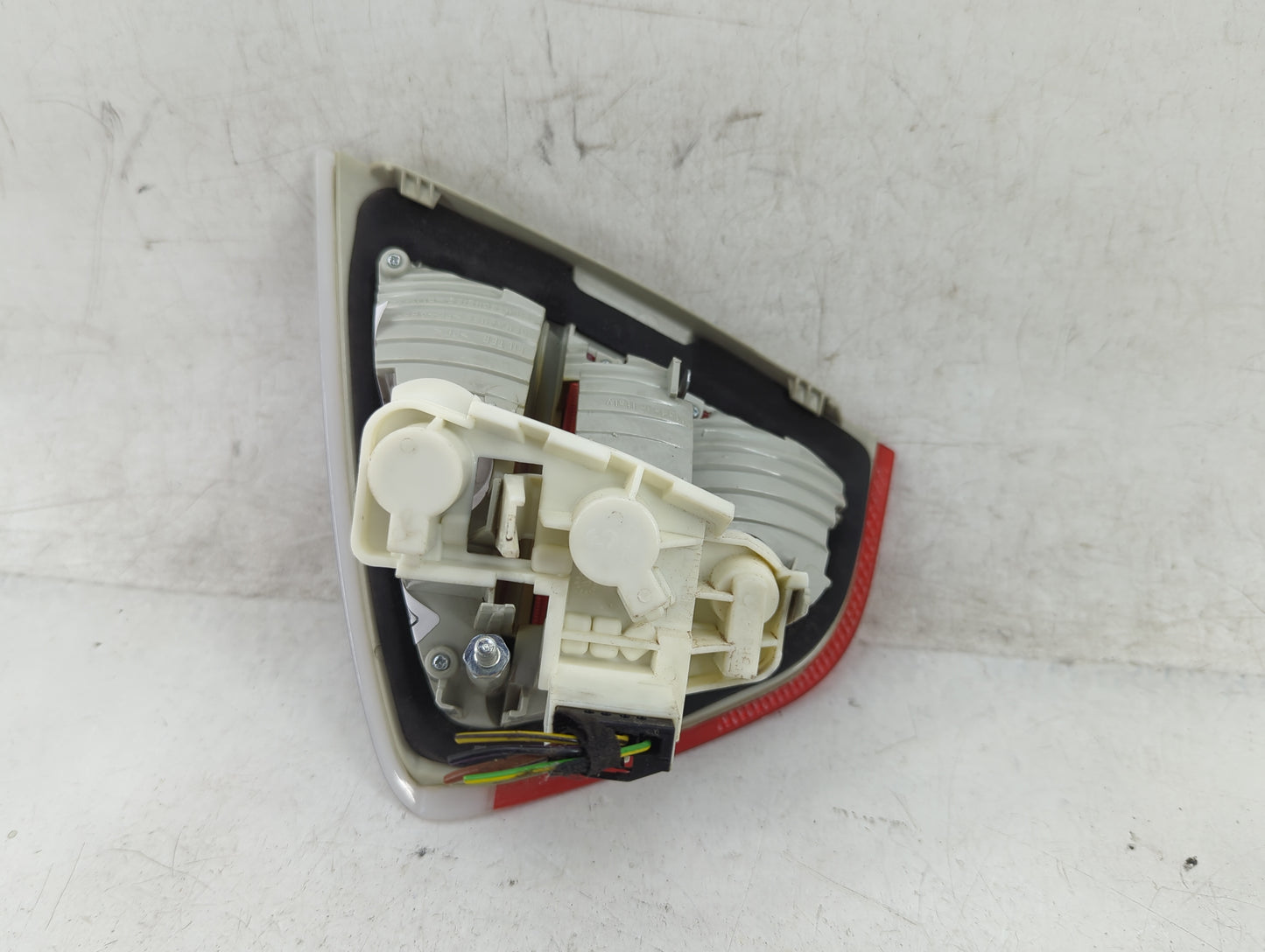 2007-2010 Bmw 335i Tail Light Assembly Passenger Right OEM P/N:6937459 Fits Fits 2007 2008 2009 2010 OEM Used Auto Parts - O