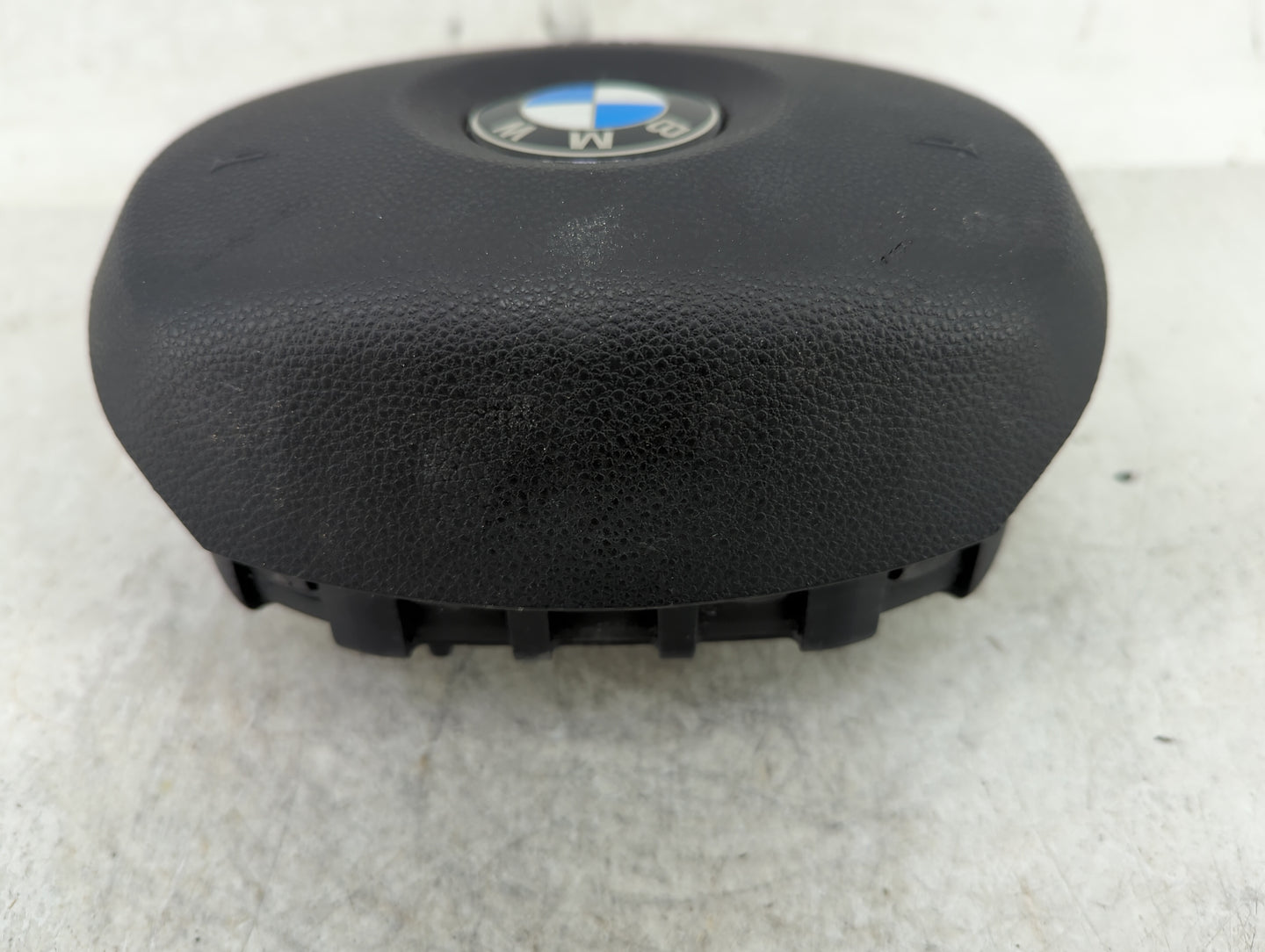 2007-2013 Bmw 335i Air Bag Driver Left Steering Wheel Mounted P/N:6884314 Fits Fits 2007 2008 2009 2010 2011 2012 2013 OEM U