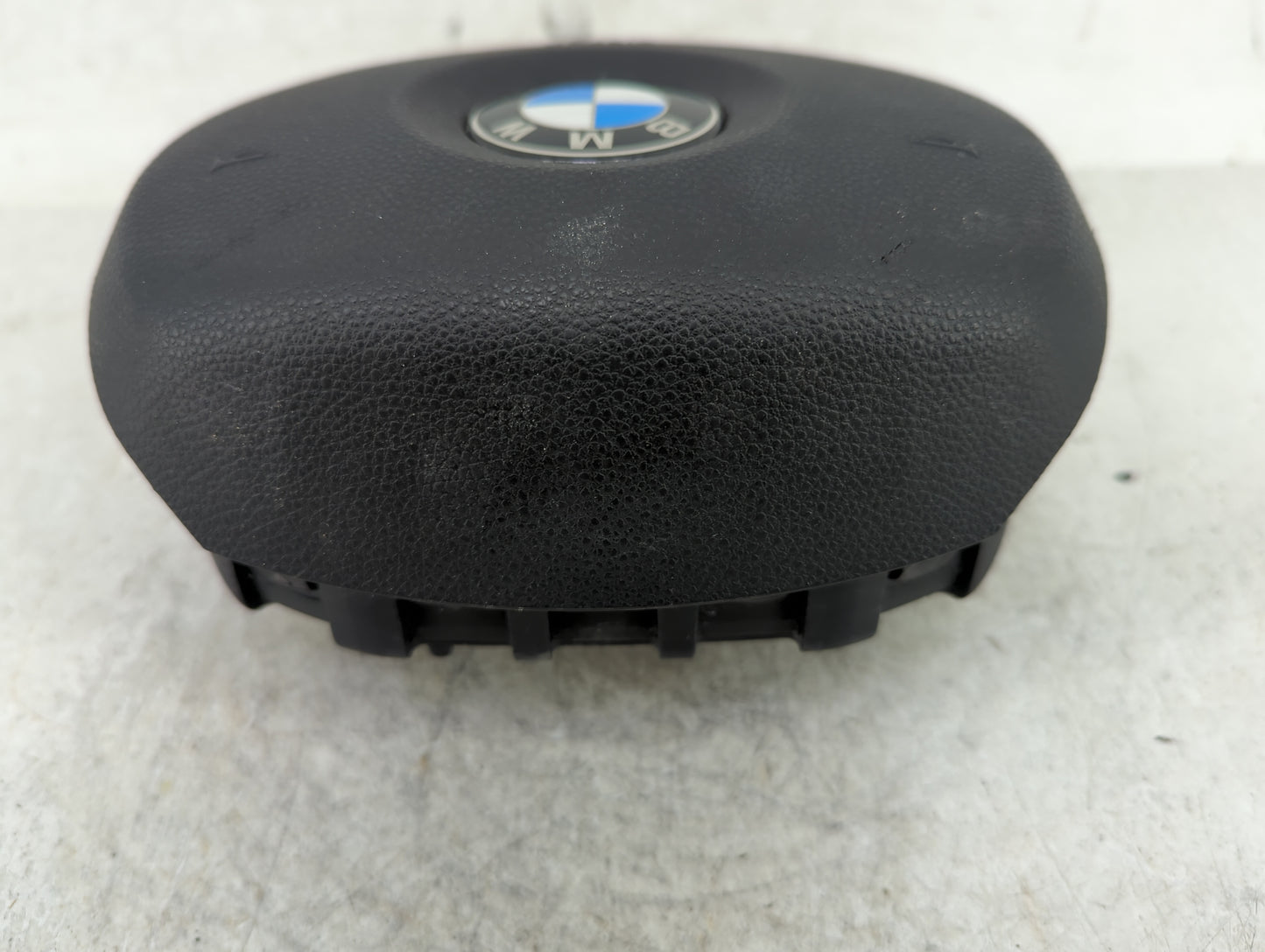 2007-2013 Bmw 335i Air Bag Driver Left Steering Wheel Mounted P/N:6884314 Fits Fits 2007 2008 2009 2010 2011 2012 2013 OEM U