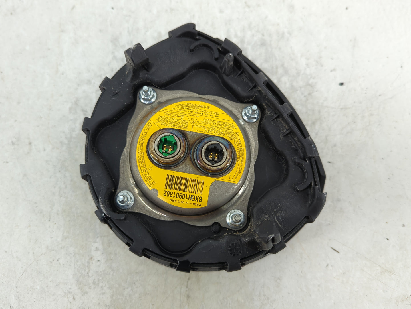 2007-2013 Bmw 335i Air Bag Driver Left Steering Wheel Mounted P/N:6884314 Fits Fits 2007 2008 2009 2010 2011 2012 2013 OEM U