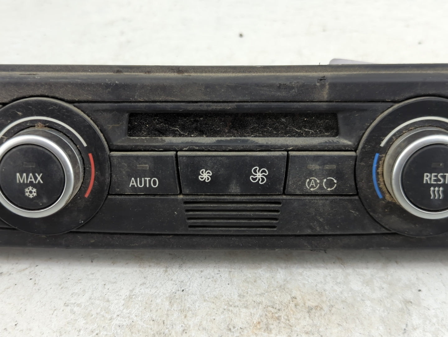 2007-2009 Bmw 335i Climate Control Module Temperature AC/Heater Replacement P/N:9182287-01 Fits Fits 2007 2008 2009 OEM Used