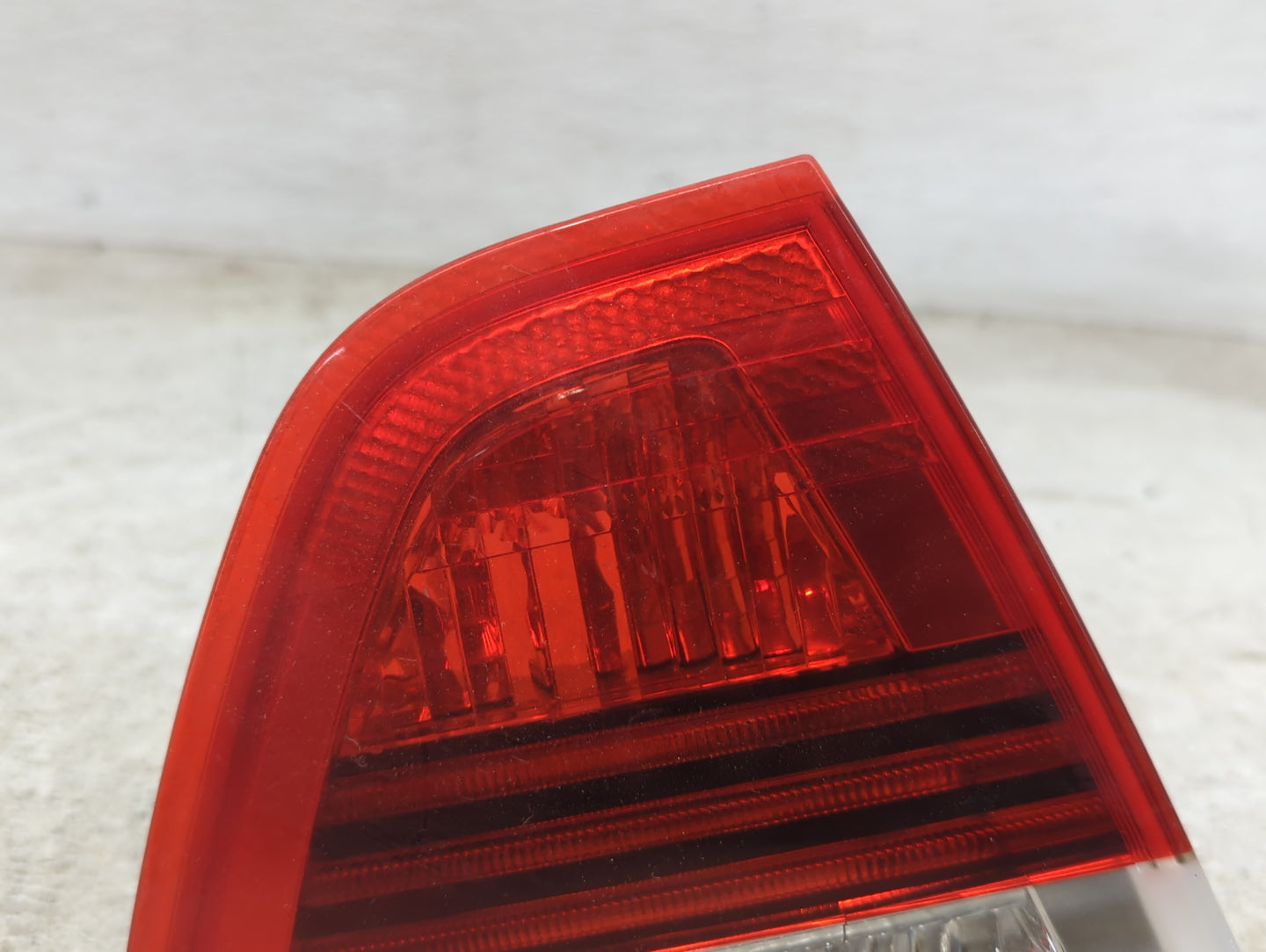 2007-2008 Bmw 335i Tail Light Assembly Passenger Right OEM Fits Fits 2006 2007 2008 OEM Used Auto Parts - Oemusedautoparts1.