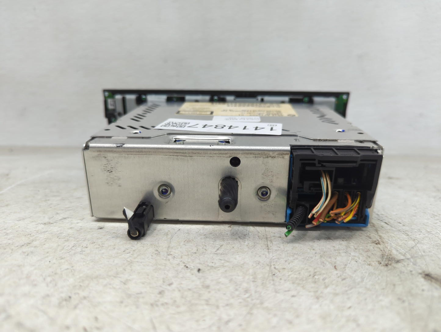 2008-2009 Bmw 335i Radio AM FM Cd Player Receiver Replacement P/N:6512 9242503-01 Fits Fits 2008 2009 OEM Used Auto Parts - 