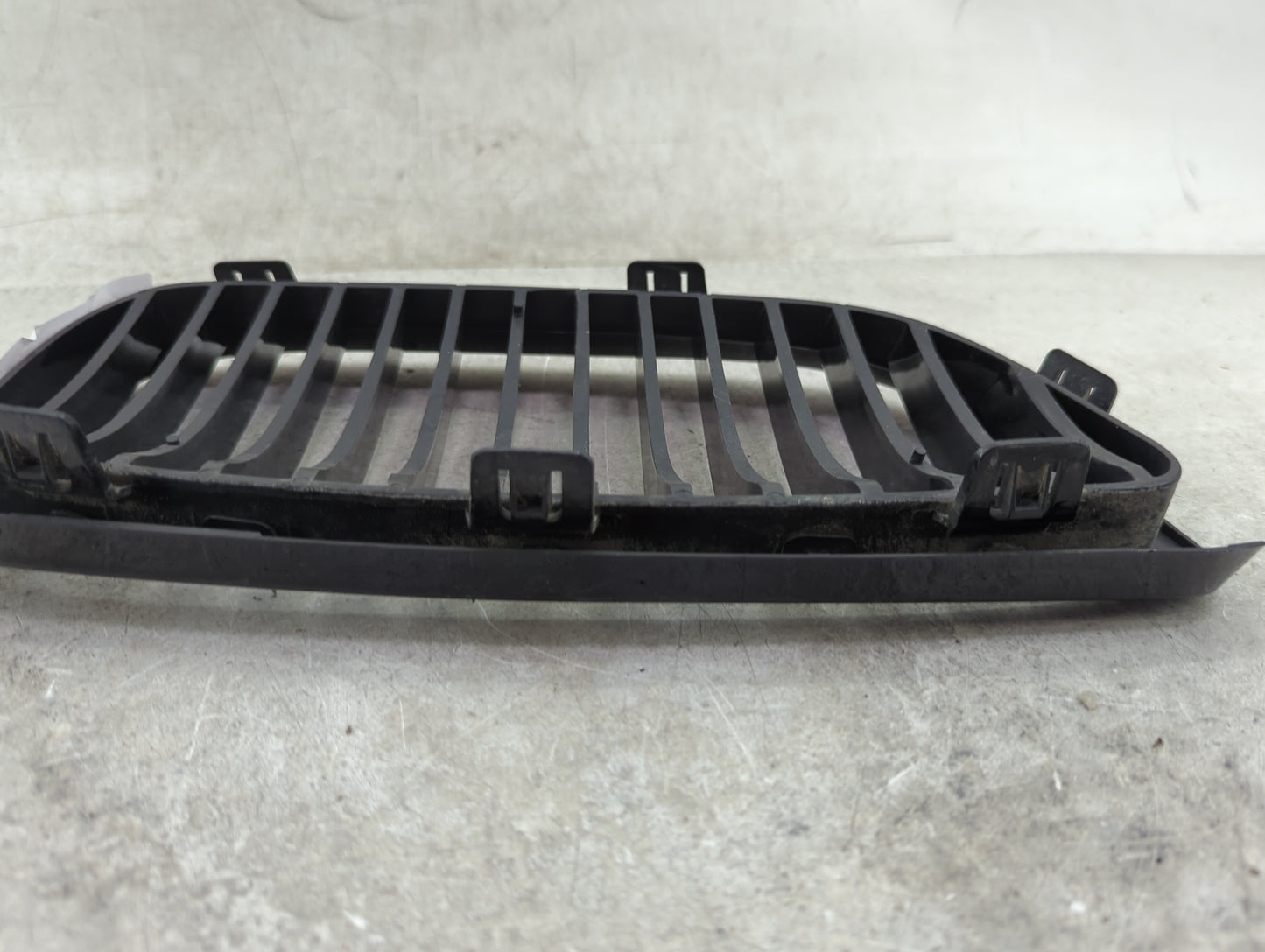 2007-2010 Bmw 335i Front Grille Bumper Not Included 1459487 - Oemusedautoparts1.com