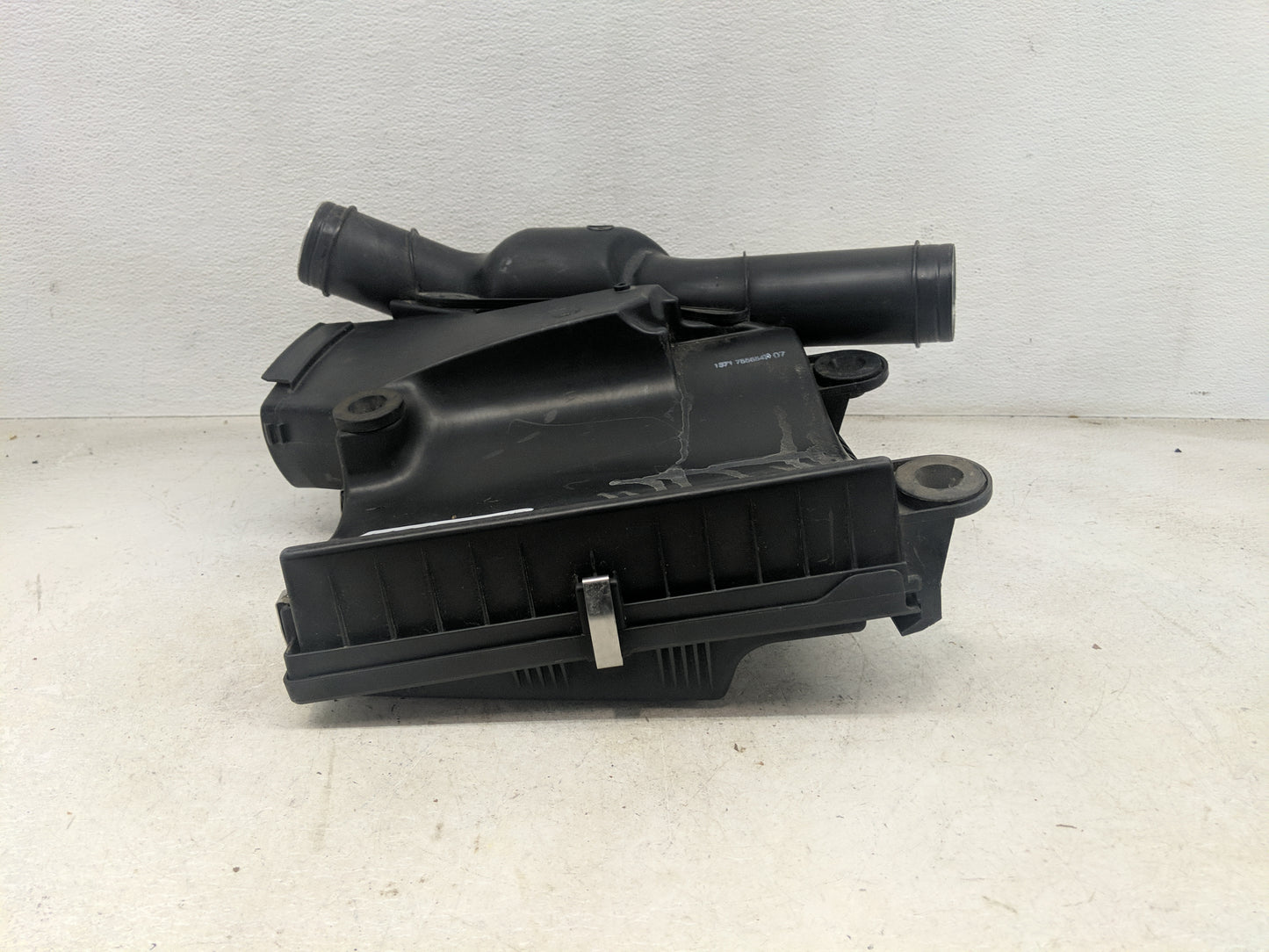 2007-2013 Bmw 335i Air Cleaner Intake-duct Hose Tube 1464733 - Oemusedautoparts1.com