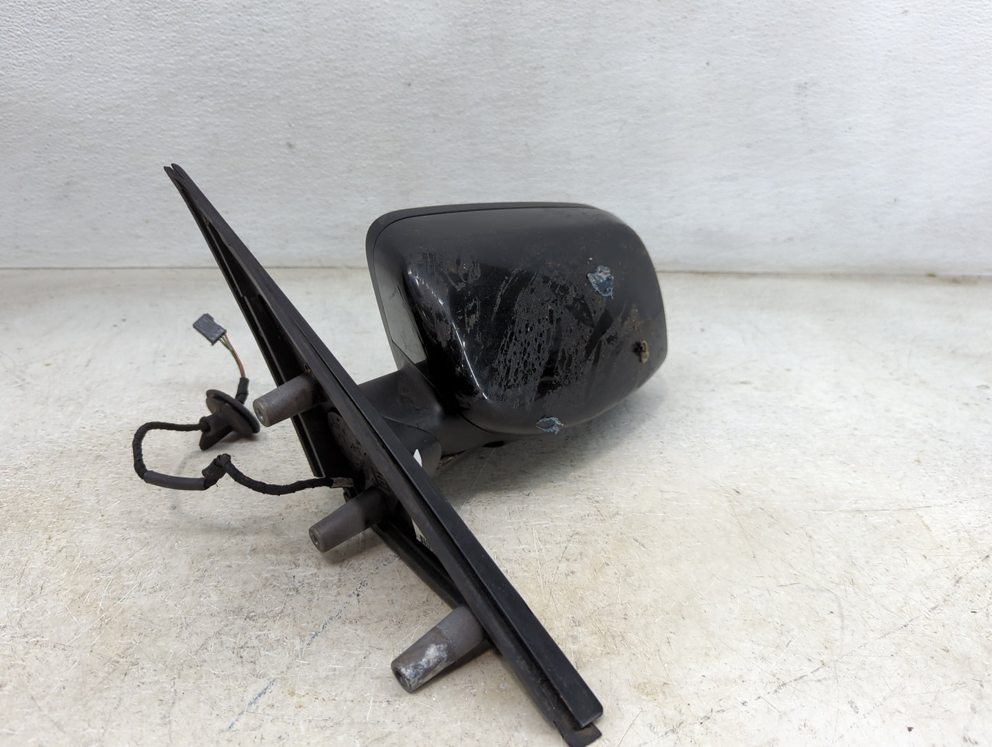 2008-2010 Bmw 528 Driver Side View Mirror - Left Door Mirror OEM Used - Oemusedautoparts1.com