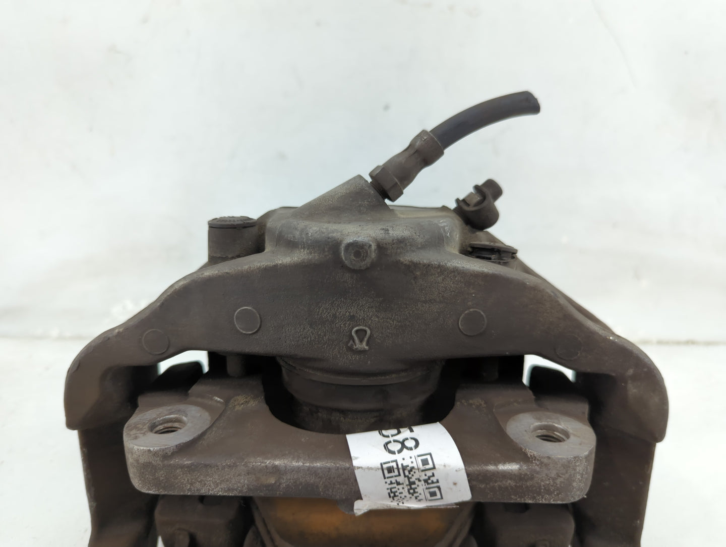 Bmw 528 Front Driver Left Brake Caliper - Oemusedautoparts1.com