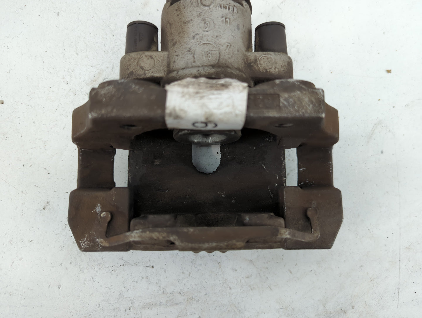 Bmw 528 Rear Driver Left Brake Caliper - Oemusedautoparts1.com