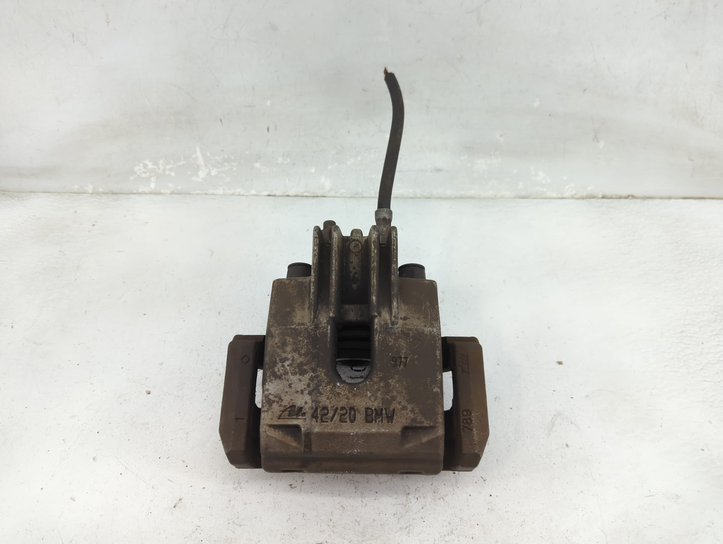 Bmw 528 Rear Driver Left Brake Caliper - Oemusedautoparts1.com