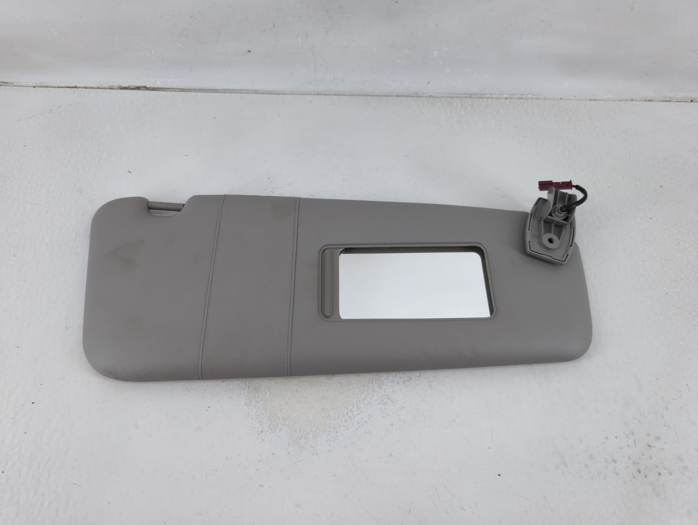 2008-2010 Bmw 528i Sun Visor Shade Replacement Passenger Right Mirror Fits Fits 2004 2005 2006 2007 2008 2009 2010 OEM Used 