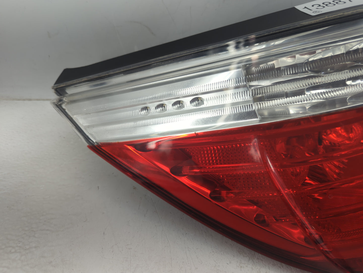 2008-2010 Bmw 528i Tail Light Assembly Driver Left OEM P/N:195 285-01 Fits Fits 2008 2009 2010 OEM Used Auto Parts - Oemused