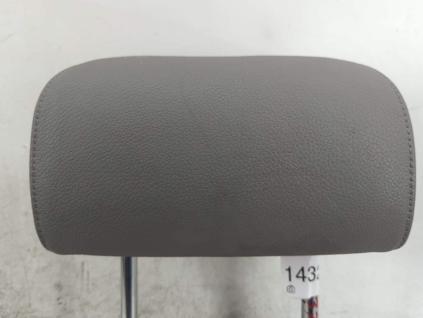 2008-2010 Bmw 528i Headrest Head Rest Rear Seat Fits Fits 2008 2009 2010 OEM Used Auto Parts - Oemusedautoparts1.com