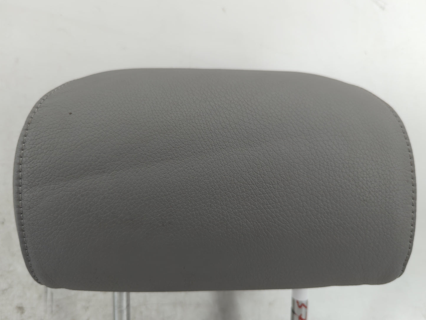 2008-2010 Bmw 528i Headrest Head Rest Rear Seat Fits Fits 2008 2009 2010 OEM Used Auto Parts - Oemusedautoparts1.com
