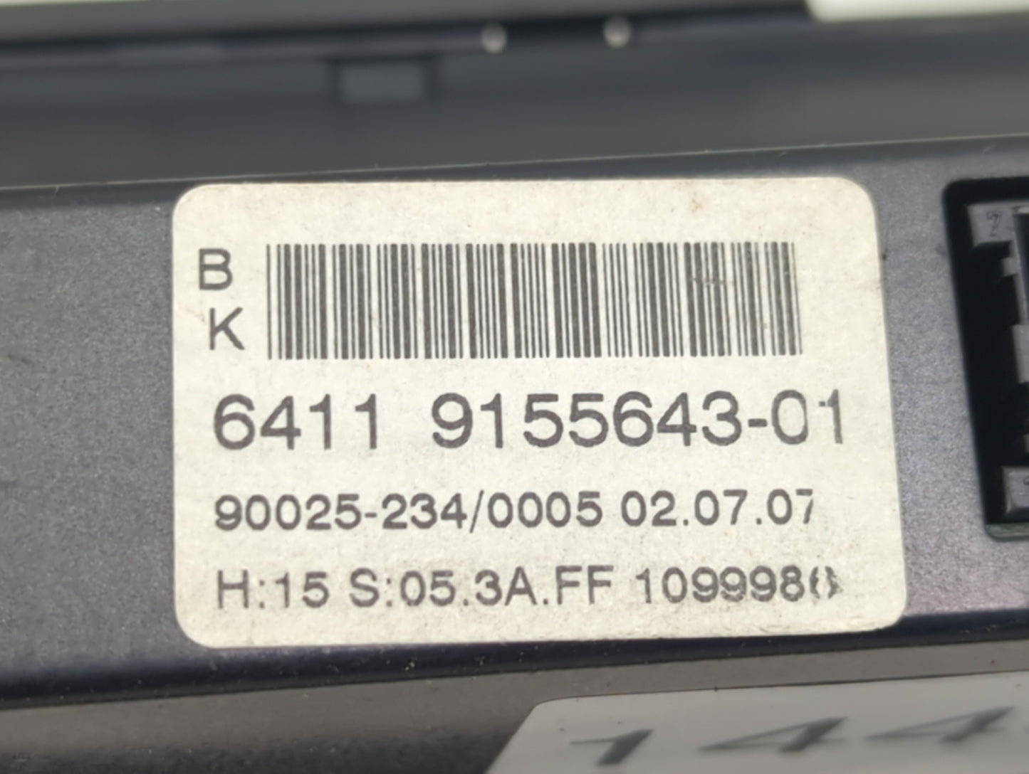 2008-2010 Bmw 528i Climate Control Module Temperature AC/Heater Replacement P/N:6975361 64119155643-01 Fits Fits 2008 2009 2