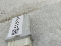 2008-2010 Bmw 528i Body Control Module Bcm Inner Cabin Fuse Box - Oemusedautoparts1.com