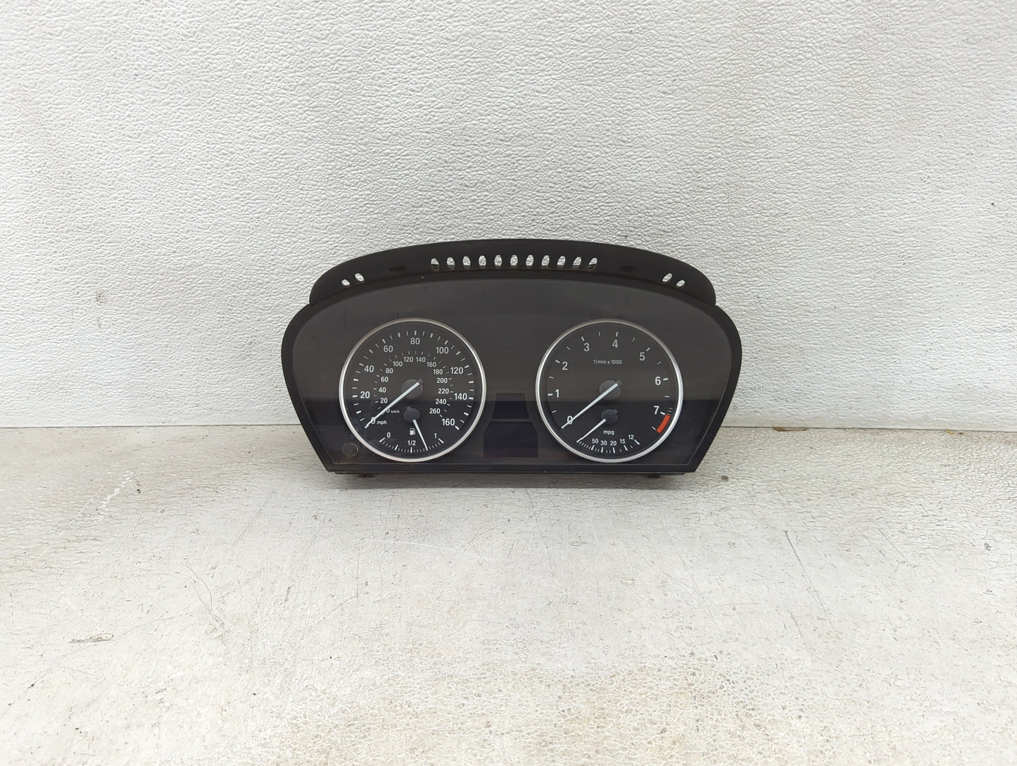 2008-2010 Bmw 528i Instrument Cluster Speedometer Gauges P/N:110.080.213/837 213/837 Miles:102K Fits Fits 2008 2009 2010 OEM