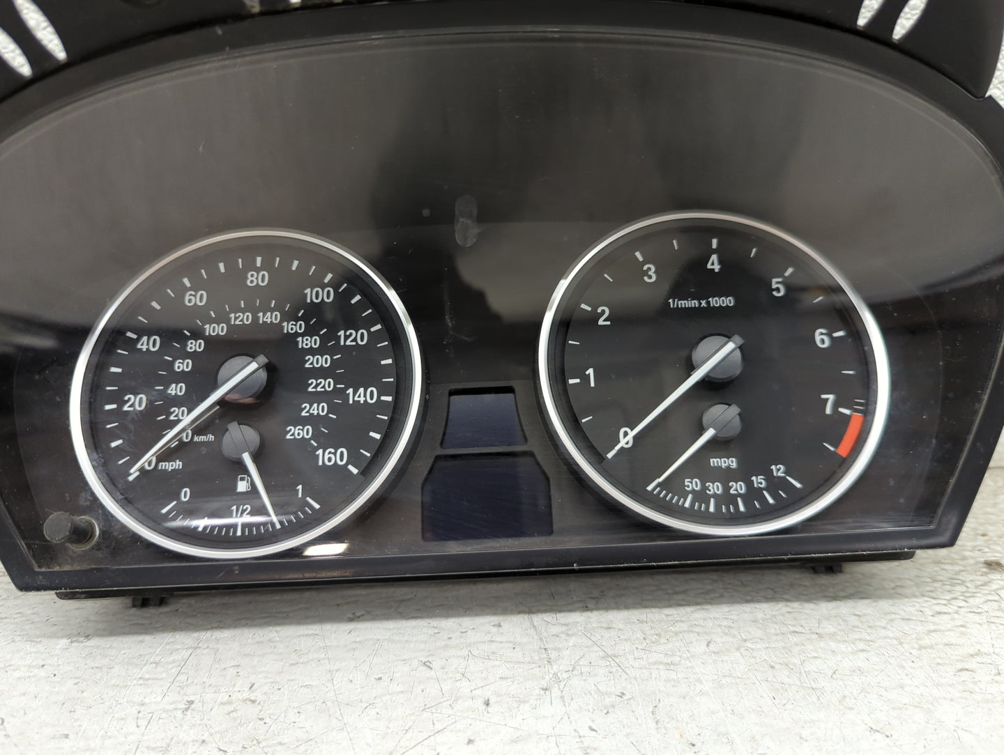 2008-2010 Bmw 528i Instrument Cluster Speedometer Gauges P/N:110.080.213/837 213/837 Miles:102K Fits Fits 2008 2009 2010 OEM