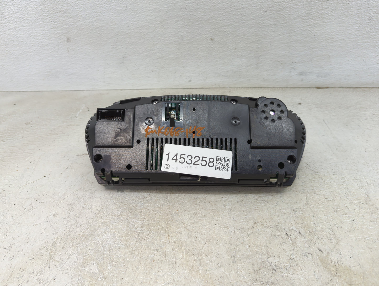2008-2010 Bmw 528i Instrument Cluster Speedometer Gauges P/N:110.080.213/837 213/837 Miles:102K Fits Fits 2008 2009 2010 OEM