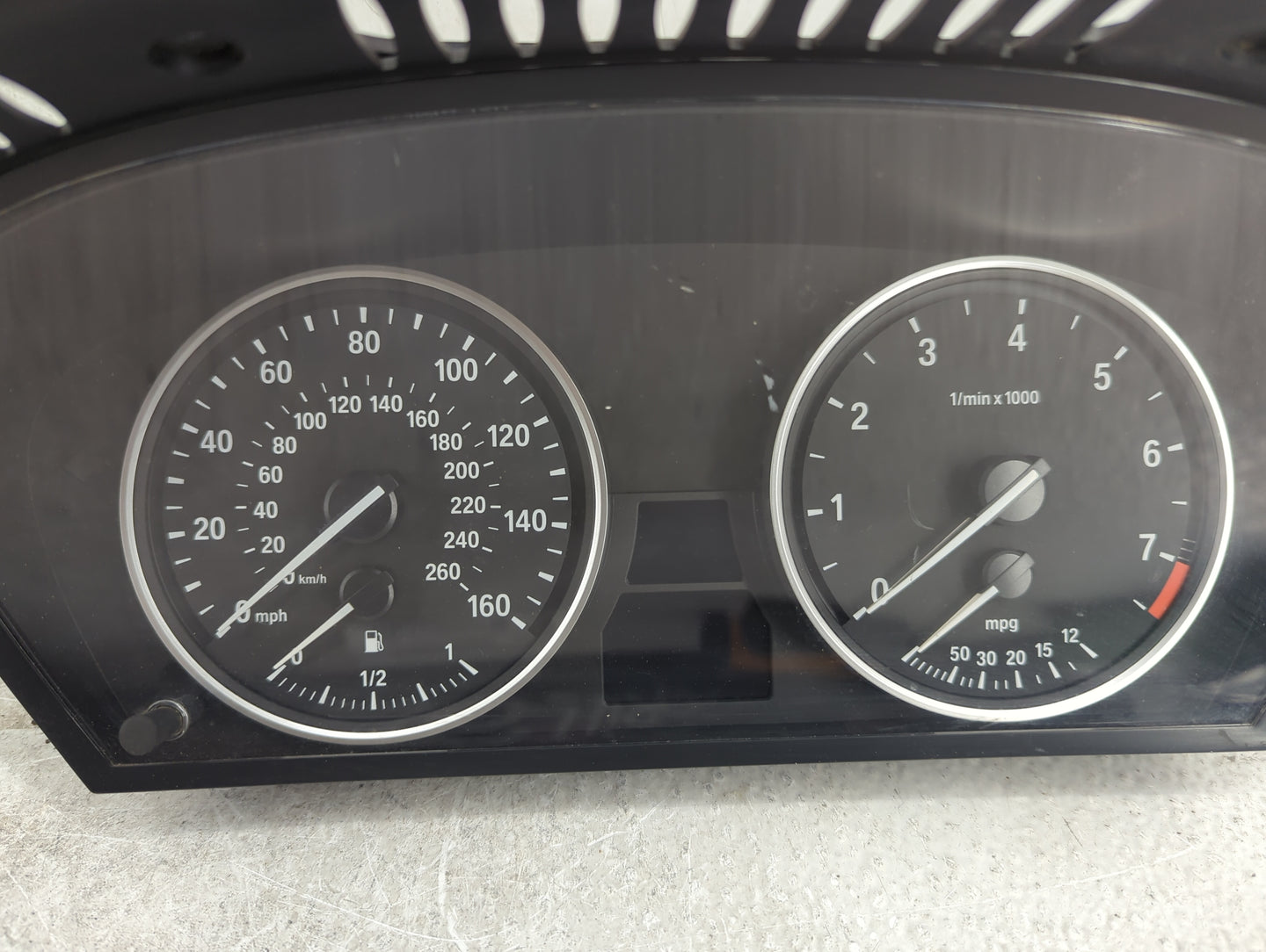 2008-2010 Bmw 528i Instrument Cluster Speedometer Gauges P/N:110.080.213/837 62.11-9153753 Miles:106K Fits Fits 2008 2009 20