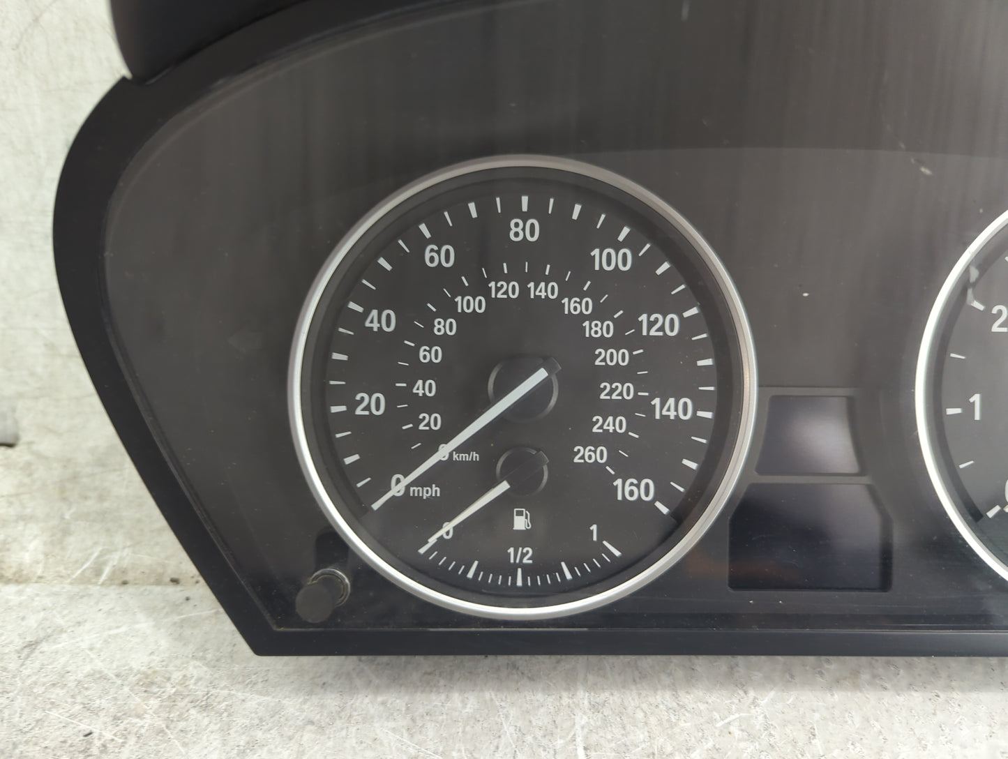 2008-2010 Bmw 528i Instrument Cluster Speedometer Gauges P/N:110.080.213/837 62.11-9153753 Miles:106K Fits Fits 2008 2009 20