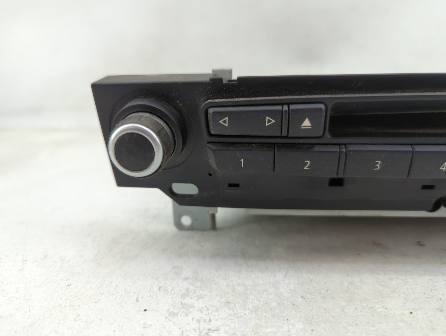 2008-2010 Bmw 528i Radio AM FM Cd Player Receiver Replacement P/N:9149245-01 Fits Fits 2008 2009 2010 OEM Used Auto Parts - 