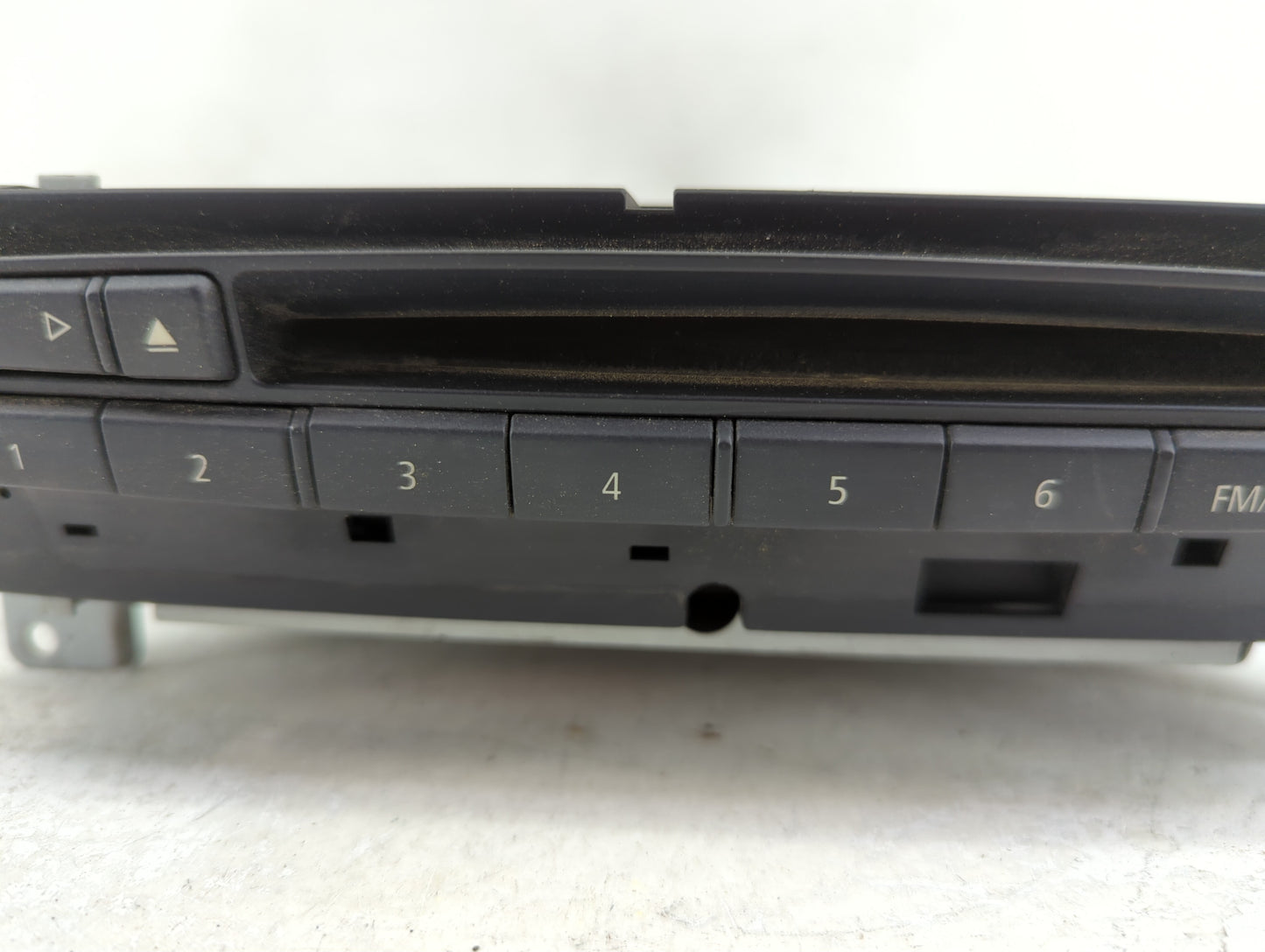 2008-2010 Bmw 528i Radio AM FM Cd Player Receiver Replacement P/N:9149245-01 Fits Fits 2008 2009 2010 OEM Used Auto Parts - 