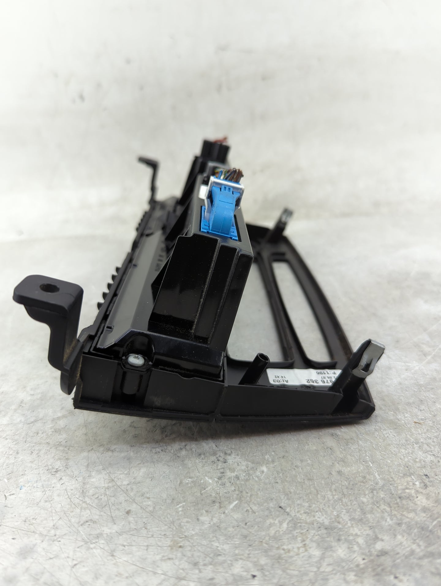 2008-2010 Bmw 528i Climate Control Module Temperature AC/Heater Replacement P/N:9155643-01 Fits Fits 2008 2009 2010 OEM Used