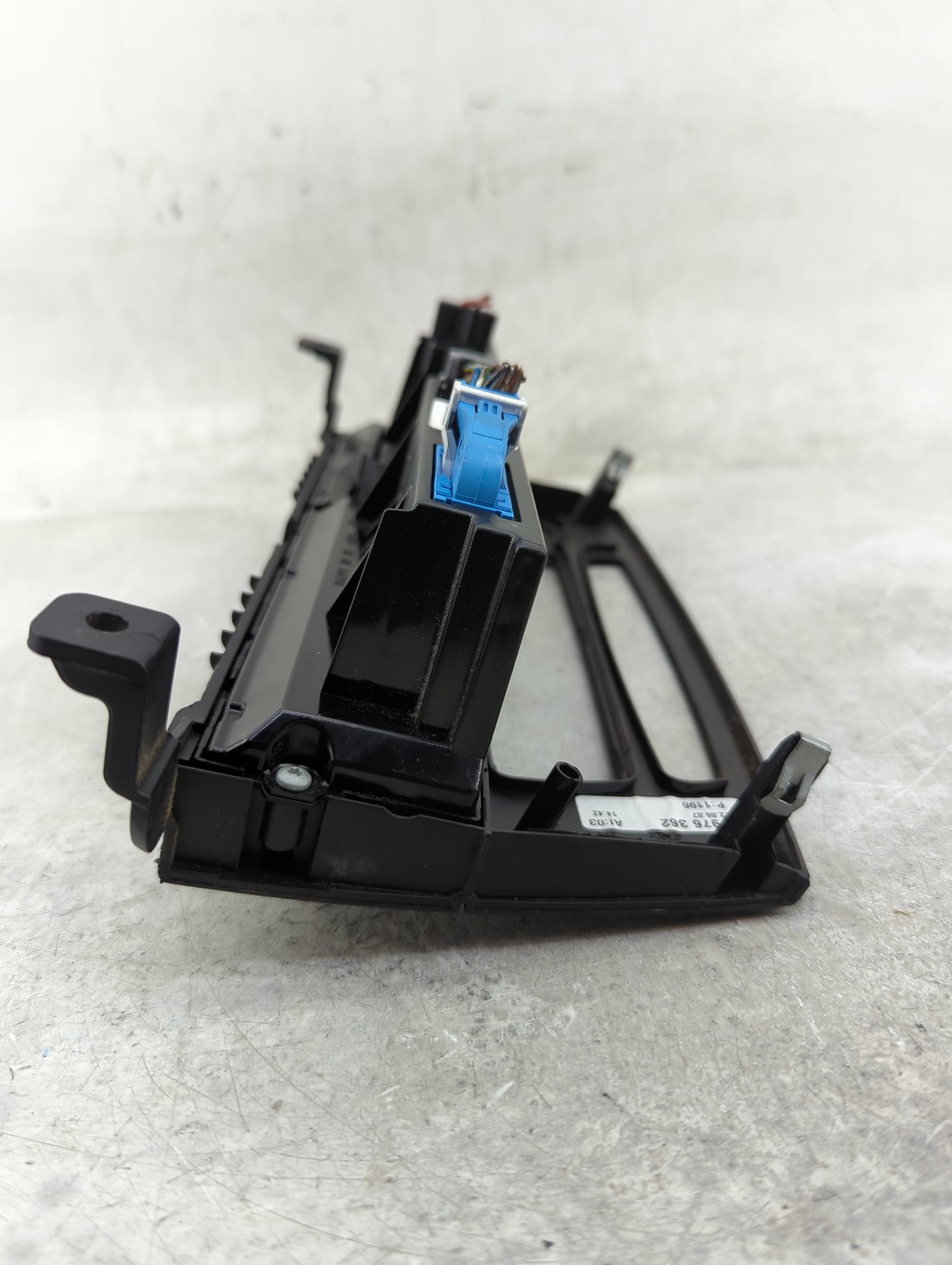 2008-2010 Bmw 528i Climate Control Module Temperature AC/Heater Replacement P/N:9155643-01 Fits Fits 2008 2009 2010 OEM Used
