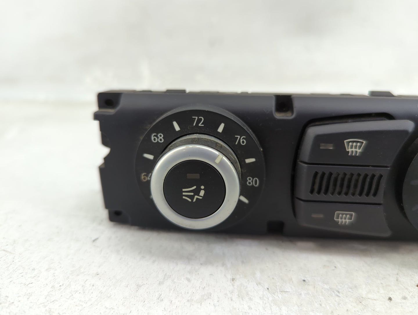2008-2010 Bmw 528i Climate Control Module Temperature AC/Heater Replacement P/N:9155643-01 Fits Fits 2008 2009 2010 OEM Used