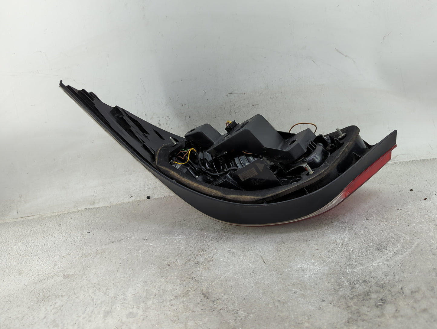 2008-2010 Bmw 528i Tail Light Assembly Driver Left OEM Fits Fits 2008 2009 2010 OEM Used Auto Parts - Oemusedautoparts1.com