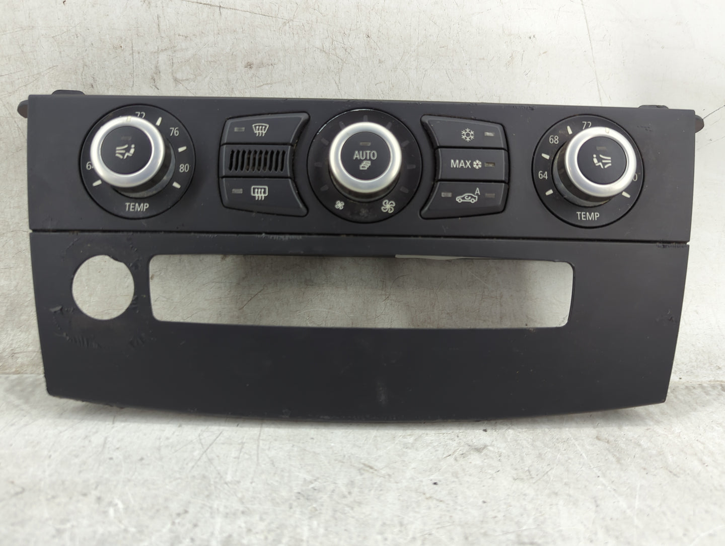 2008-2010 Bmw 528i Climate Control Module Temperature AC/Heater Replacement P/N:9155643-01 Fits Fits 2008 2009 2010 OEM Used