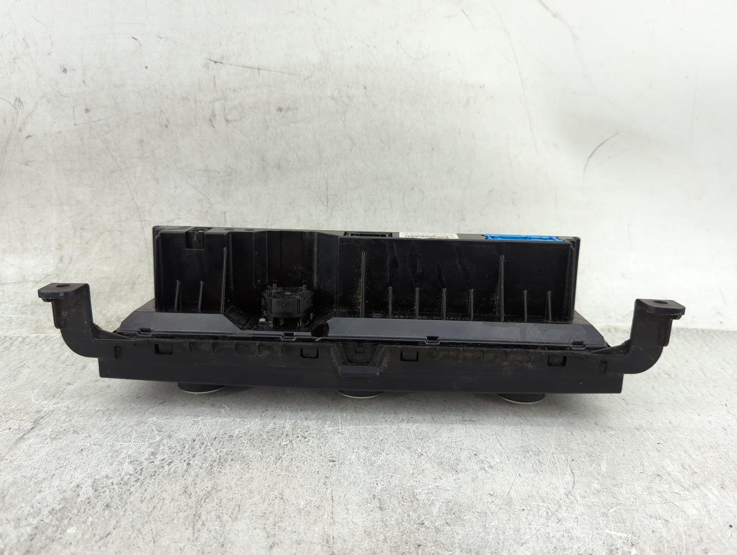 2008-2010 Bmw 528i Climate Control Module Temperature AC/Heater Replacement P/N:9155643-01 Fits Fits 2008 2009 2010 OEM Used