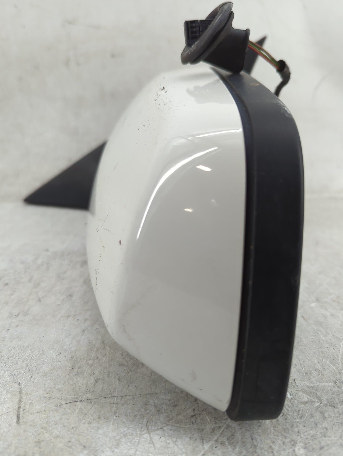 2008-2010 Bmw 528i Driver Side View Mirror - Left Door Mirror OEM Used - Oemusedautoparts1.com