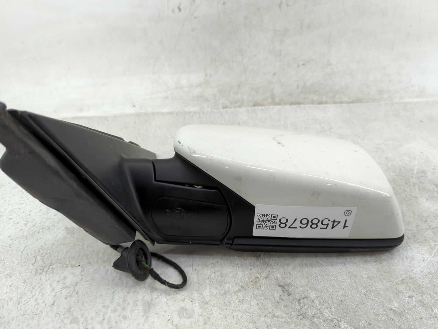 2008-2010 Bmw 528i Driver Side View Mirror - Left Door Mirror OEM Used - Oemusedautoparts1.com