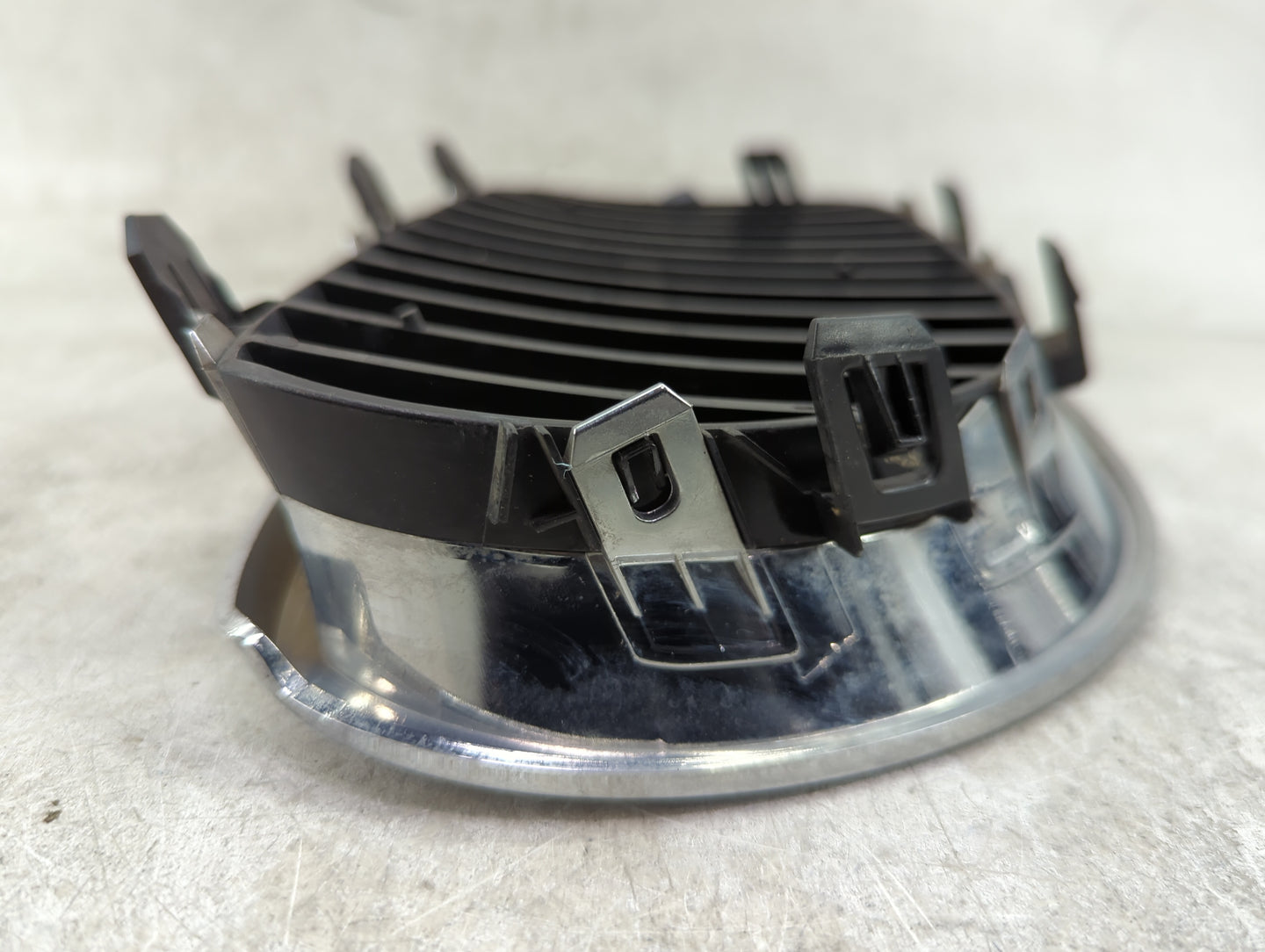 2008-2010 Bmw 528i Front Grille Bumper Not Included 1459866 - Oemusedautoparts1.com