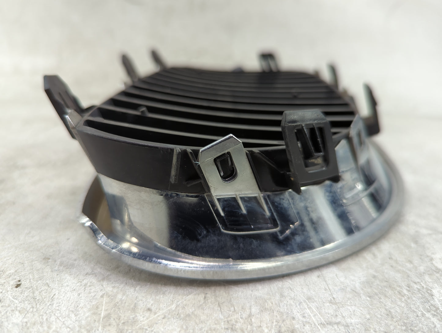 2008-2010 Bmw 528i Front Grille Bumper Not Included 1459866 - Oemusedautoparts1.com