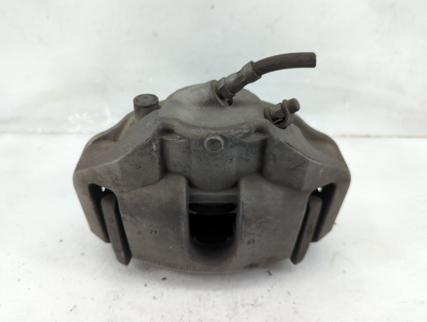 2008-2010 Bmw 528i Front Passenger Right Brake Caliper - Oemusedautoparts1.com