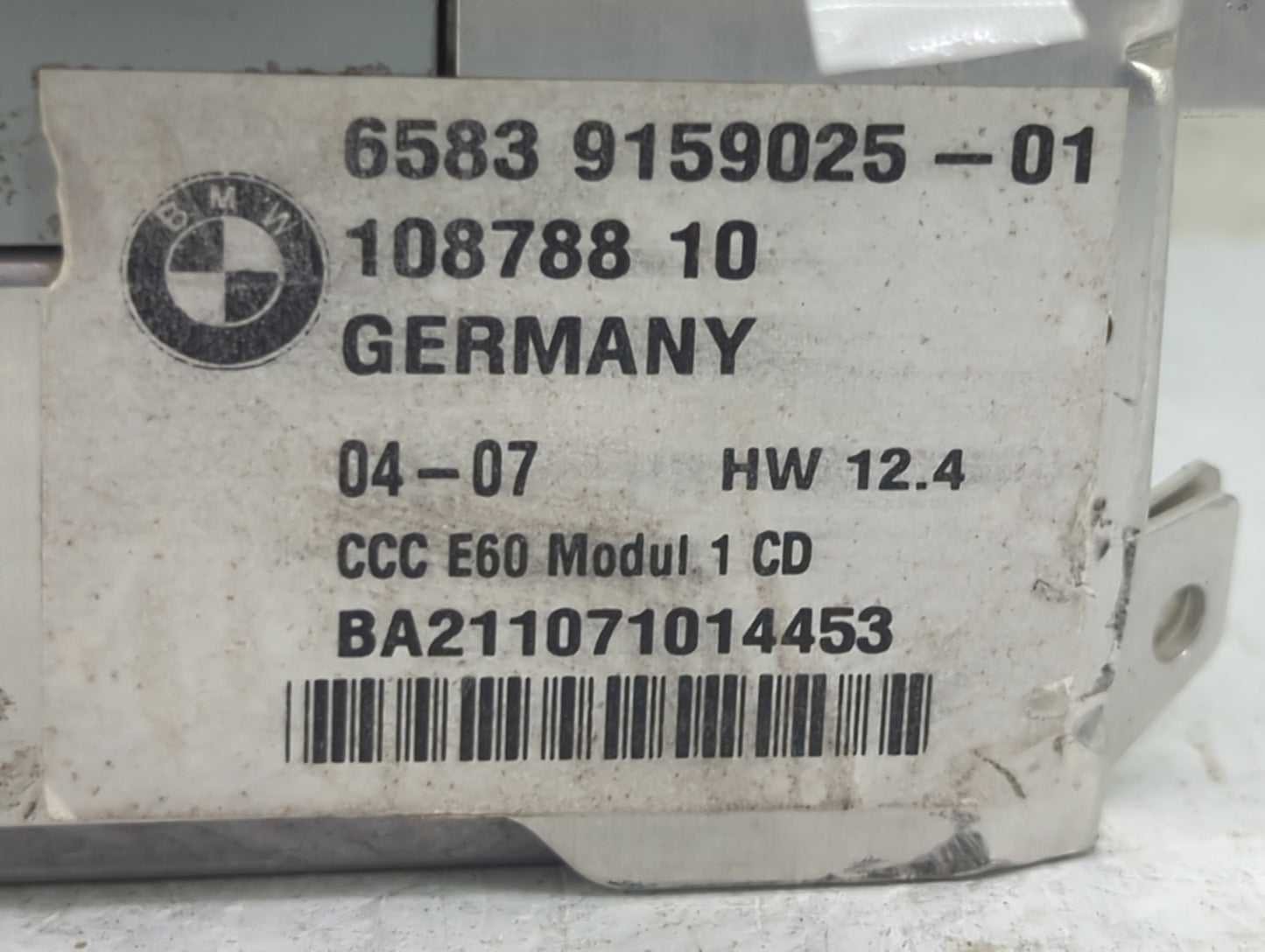 2008-2010 Bmw 528i Radio AM FM Cd Player Receiver Replacement P/N:9159025-01 Fits Fits 2006 2007 2008 2009 2010 OEM Used Aut