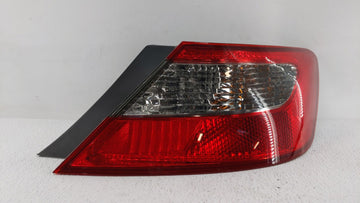 2008-2010 Bmw 528i Tail Light Assembly Passenger Right OEM P/N:7 361 882 7 180 516 Fits Fits 2008 2009 2010 OEM Used Auto Pa